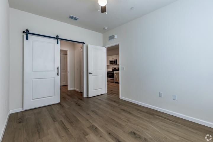 Bradenton Lofts photo 10